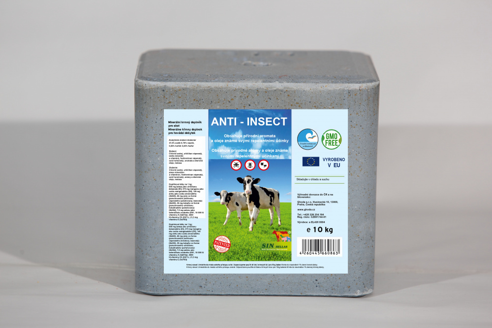 Minerálny liz s prírodnými arómami odpudzujúcimi hmyz Anti-Insect (Balenie 10kg)